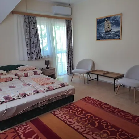 Appartement Scamard Zamárdi