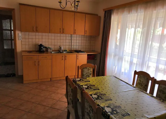 Scamard アパート Zamárdi